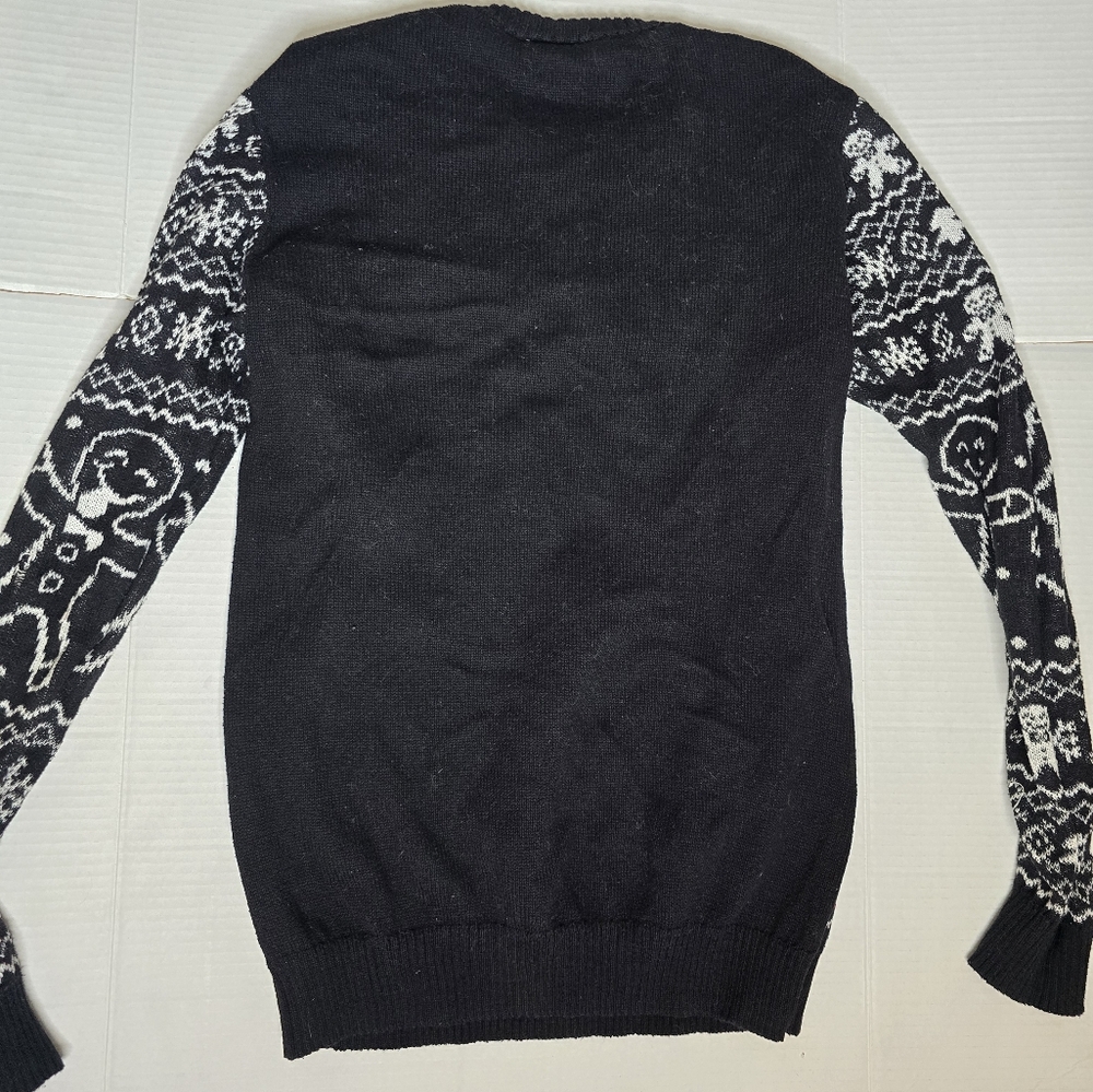 Holiday Sweater - Picture 3 of 3